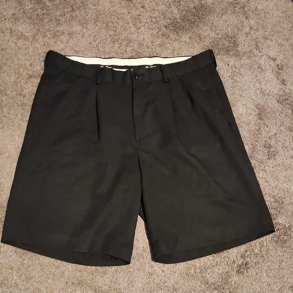 Alan Flusser Golf Black Shorts